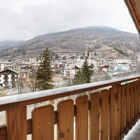 Quattropassi Apartament *